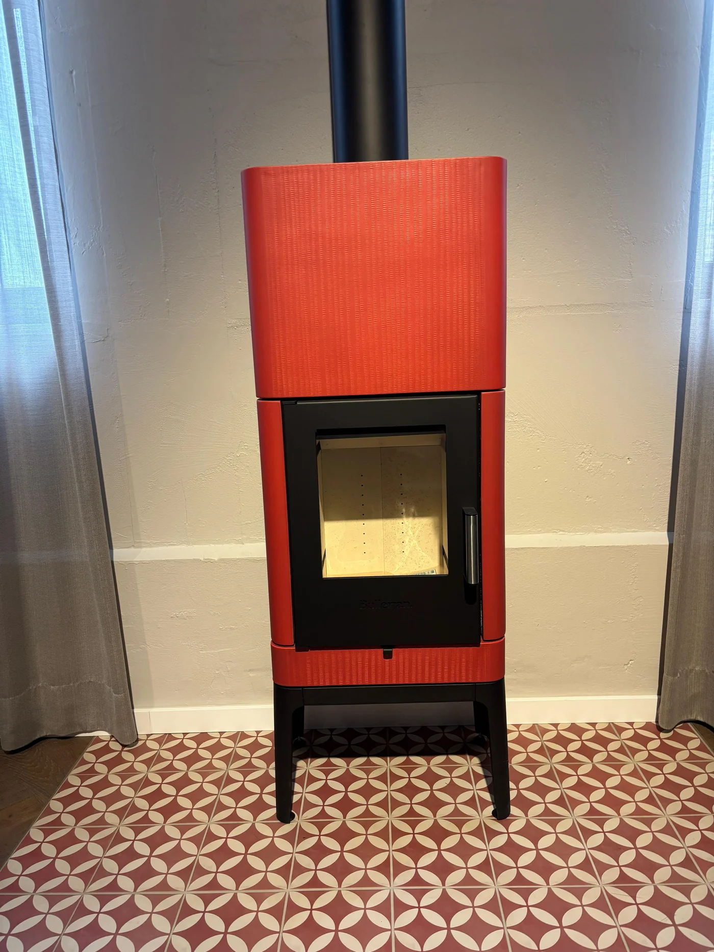 B3_Keramik_ziegelrot_matt_pas_mini_gebrannt_1_-_zeitzmann_1400x Bullerjan ³ Keramik, Farbe schwarz - Ausstellungsmodell – Bild 1